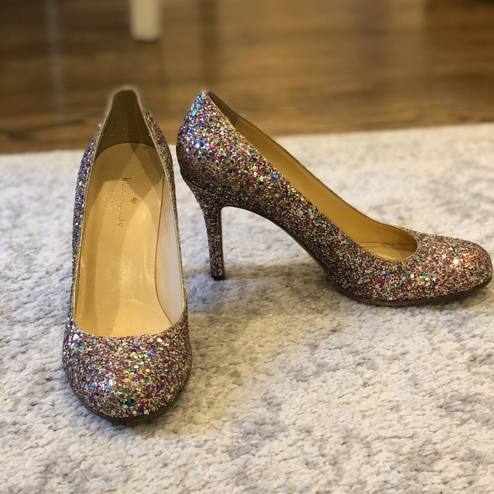 Kate Spade New York Round Toe Glitter Pump